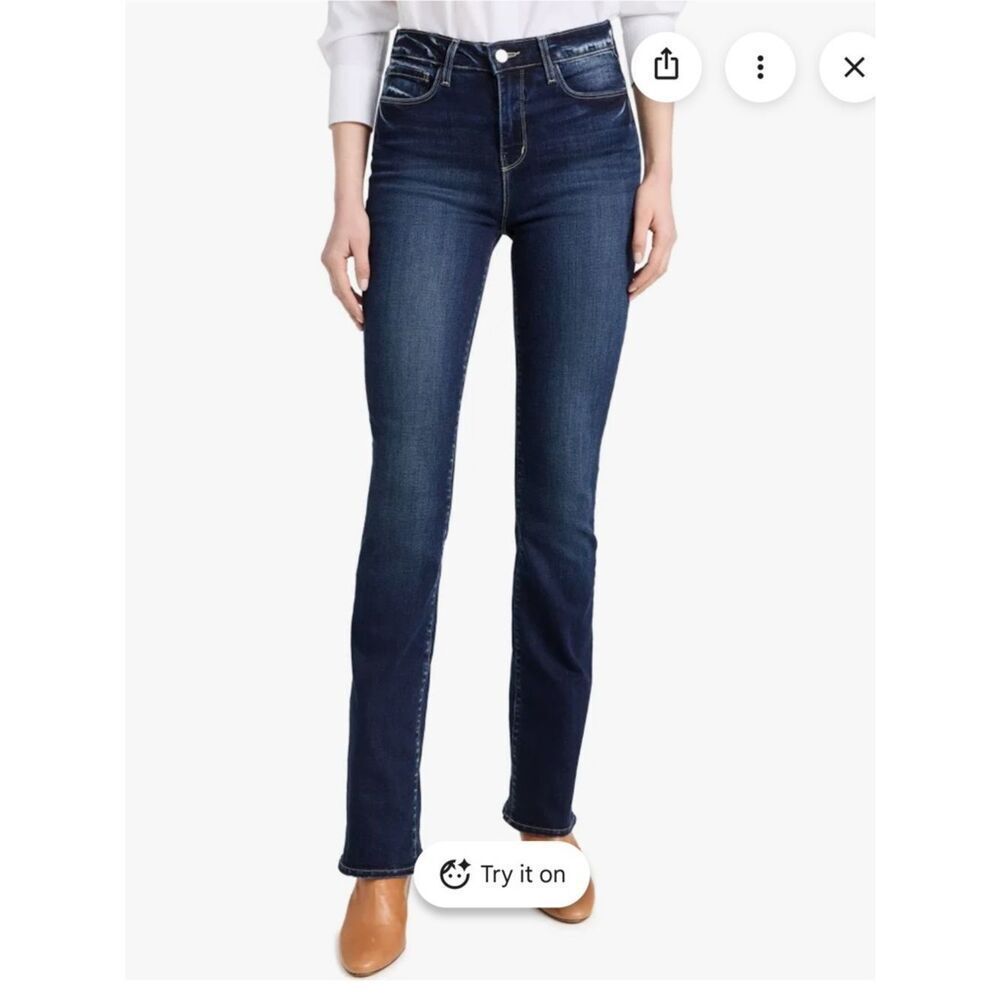 L'AGENCE Women's Selma High Rise Baby
Bootcut Jeans